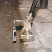Innovative Floor Grater lifter 6