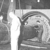 No 5 Alternator Rotor removal